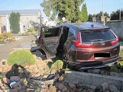 Řidiči osobního vozidla přivolal po nehodě pomoc systém eCall