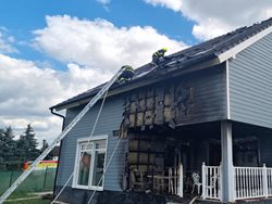 Požár rodinného domu na Berounsku způsobil škodu tři miliony
