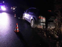 Dopravní nehoda dvou osobních aut u Malého Března