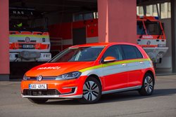 Už deset měsíců testuje Hasičský záchranný sbor elektromobil Volkswagen e-Golf