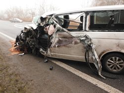 Nehoda tří vozidel uzavřela silnici č. 16 u Sobotky