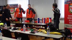 Moravskoslezští hasiči-lezci jsou ve Slovinsku ve druhé půlce cvičení