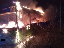 Požár autobusu v Rybništi