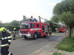 Rozsáhlý požár domu v Holešově