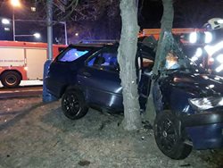 Dopravní nehoda osobního auta v Teplicích