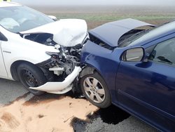 Čelní střet dvou vozidel na Kroměřížsku si vyžádal tři zranění