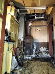 Štěstí v neštěstí měli majitelé domu v Dolní Kalné, požár zaznamenali včas