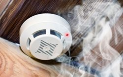 Hasiči žádají: kontrolujte v domácnostech své požární hlásiče a detektory plynů