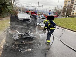 Požár osobního auta v Ústí nad Labem