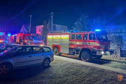 Požár obytného přístavku ve Frýdku-Místku, hasiči zachránili celý rodinný dům