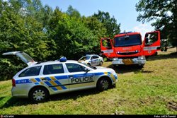 Tři jednotky hasičů se zapojily do záchrany tonoucích mužů pod jezem v Ostravě-Hrabové