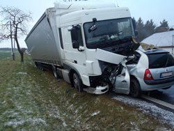 Smrtelná nehoda v Plzeňském kraji na Sokolce u Plas