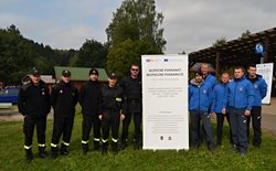 Zlatý pohár z Mistrovství ČR záchranných týmů složek IZS letos patří hasičům z Chebu