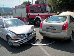 Nehoda dvou vozů komplikovala dopravu ve Zlíně na Jižních Svazích.