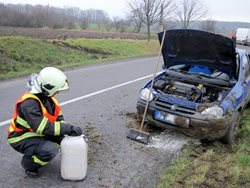 U nehody osobního vozu zasahovali hasiči v Holešově.
