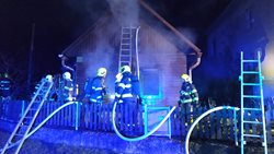 Požár zničil dům v obci Vysoké Pole. Aktualizace
