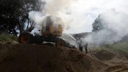 Požár zemního stroje v Sušici pravděpodobně způsobila technická závada