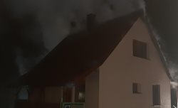 Požár rodinného domu se škodou dva a půl milionu korun