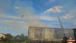 Neúnosné horko ztěžovalo hasičům na Pardubicku likvidaci požáru seníku