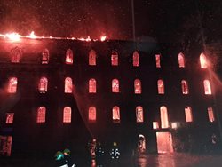 Požár starého mlýna se škodou 20 milionů