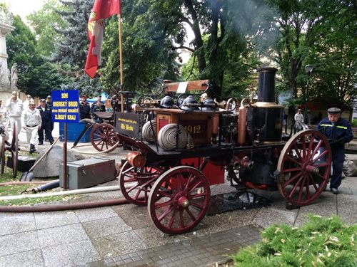 Parní stříkačka je klenotem dobrovolných hasičů v Uherském Brodě