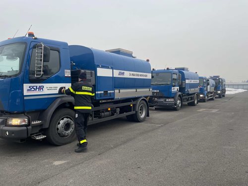 Kontaminace vod po úniku hnojiva vyvolala nouzové zásobování obyvatel