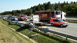 Nehoda uzavřela provoz na dálnici D1 více jak na dvě hodiny