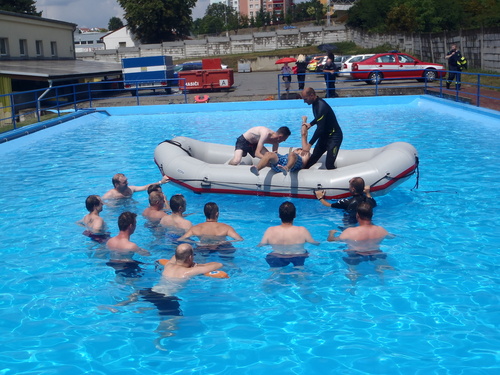  Hasiči v Brně procvičovali záchranu na vodě