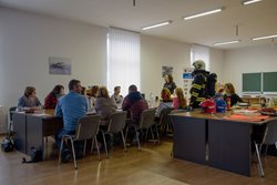Středočeští učitelé zasedli do hasičských lavic