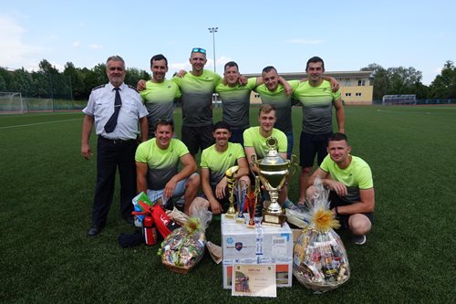 Hasiči změřili své síly v požárním sportu v krajské soutěži