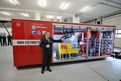 Hasiči v Mladé Boleslavi převzali speciální hasicí kontejner