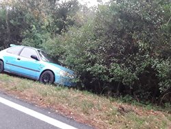U Vysoké havaroval řidič s osobním vozidlem, skončil v péči zdravotníků