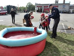Hasiči z územního odboru Vyškov připravili pro děti interaktivní dopoledne