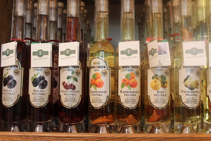 Palinka-at-IWINETC-2018-Hungary.jpg Palinka-at-IWINETC-2018-Hungary.jpg