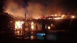 Ranní požár dvoupodlažního rodinného domku  v Ostravě-Krásném Poli způsobil škodu deset milionů