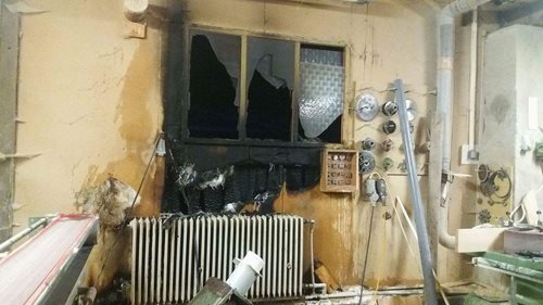 V Teplicích nad Metují  hořela truhlárna Hasiči uchránili svým zásahem majetek v hodnotě 1,5 milionu korun.  