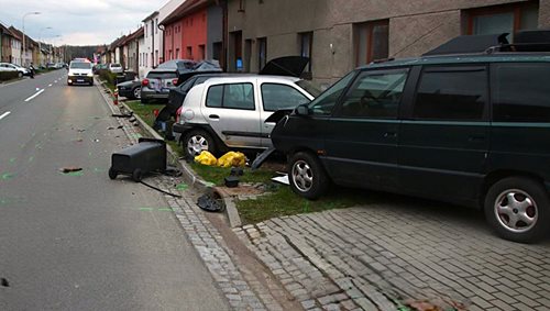 Opilá řidička způsobila sérii nehod