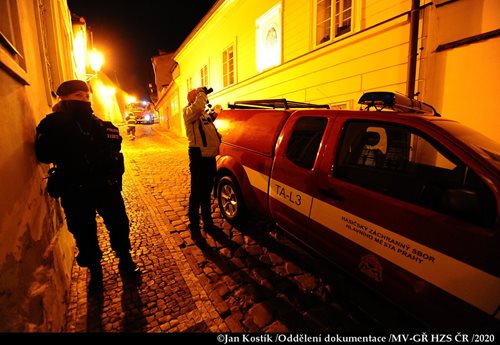 Hasiči asistovali policistům při záchraně sebevraha