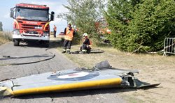 V Chebu spadlo historické letadlo, pilot zemřel