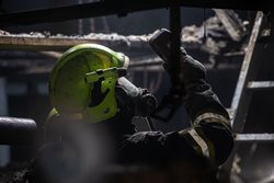 V Teplicích nad Metují zasahovalo 6 jednotek hasičů u požáru