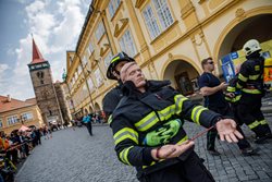 Pod Valdickou bránou zvítězil v soutěži TFA „Jičínský hasič přežívá“ Tomáš Višňar