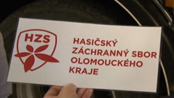 Hasiči v Mohelnici kvůli požáru evakuovali bytový dům