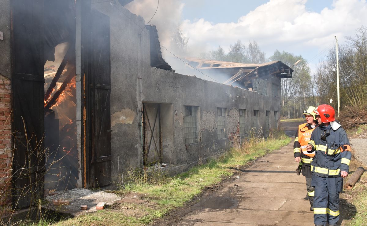 qqq-(1).jpg qqq-(1).jpg