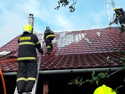 Na Vyškovsku hořela střecha