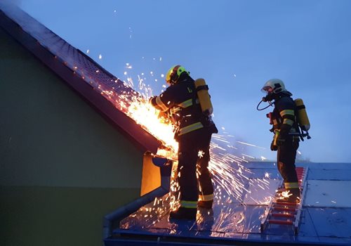 Požár zničil obytnou část domu ve Fojtově