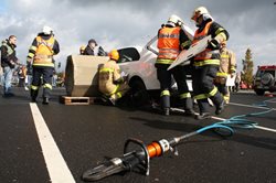 Ranní dopravní nehoda u Ludvíkovic okres Děčín, při které zemřel člověk.  