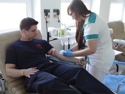 Profesionální hasiči z Ostravy-Zábřehu darovali krev i vzorky dřeně