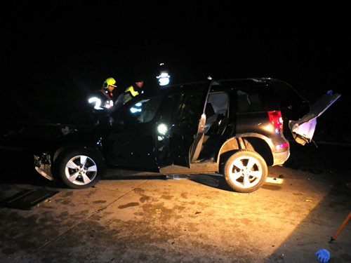 Nehoda osobního auta a kamionu uzavřela dálnici D5