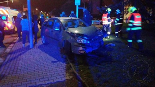 V Přelouči v ranních hodinách se střetla dvě osobní vozidla