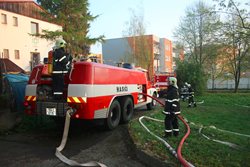 Dopravní nehoda u Rumburku a u Kladrub, požár budovy mysliveckého združení v Podbořanech
